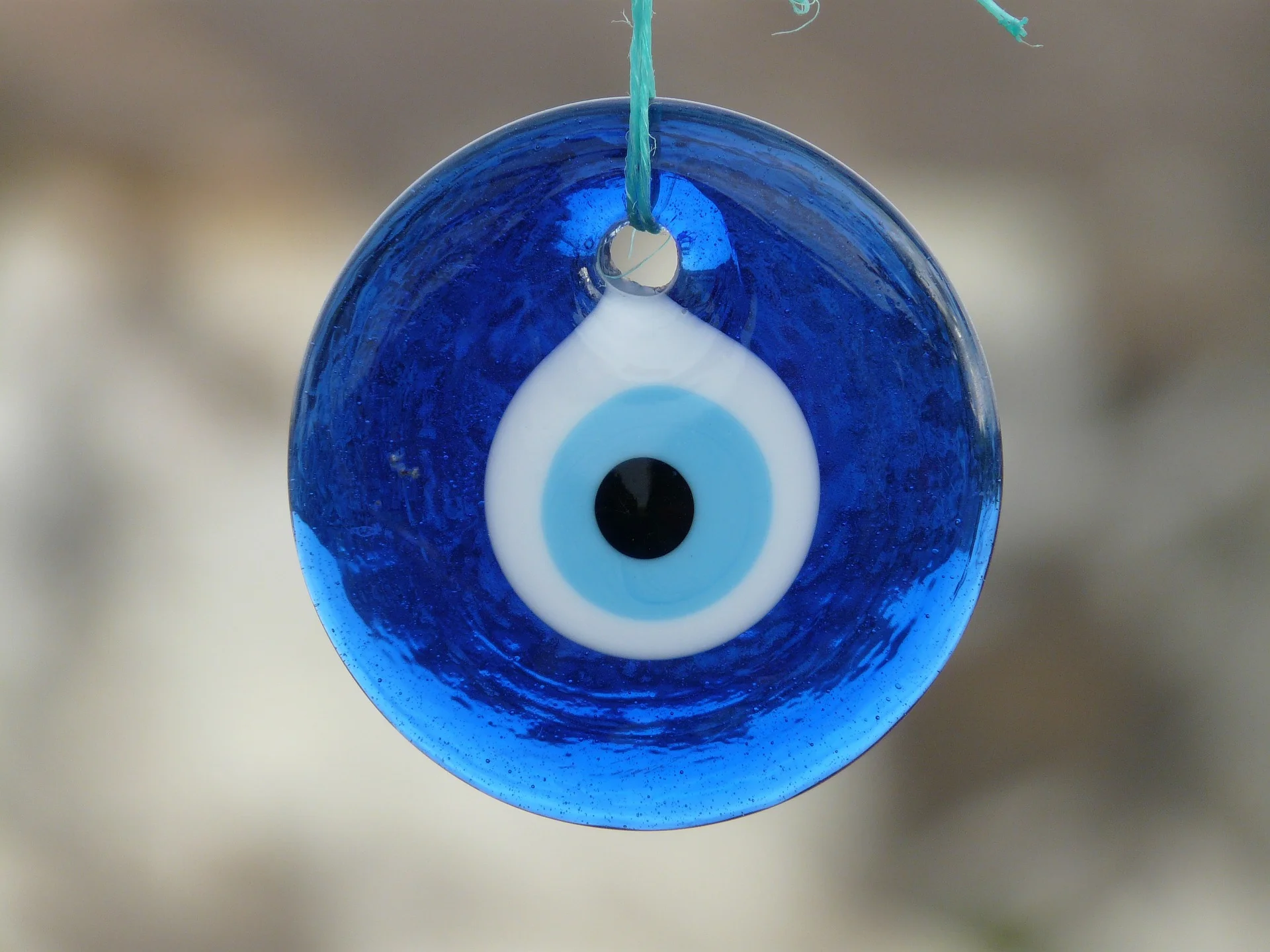 09fe-ojo-turco-f4